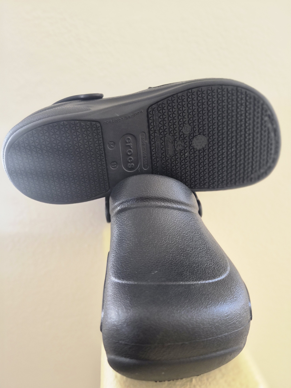 Bistro Slip Resistant Clog View 4